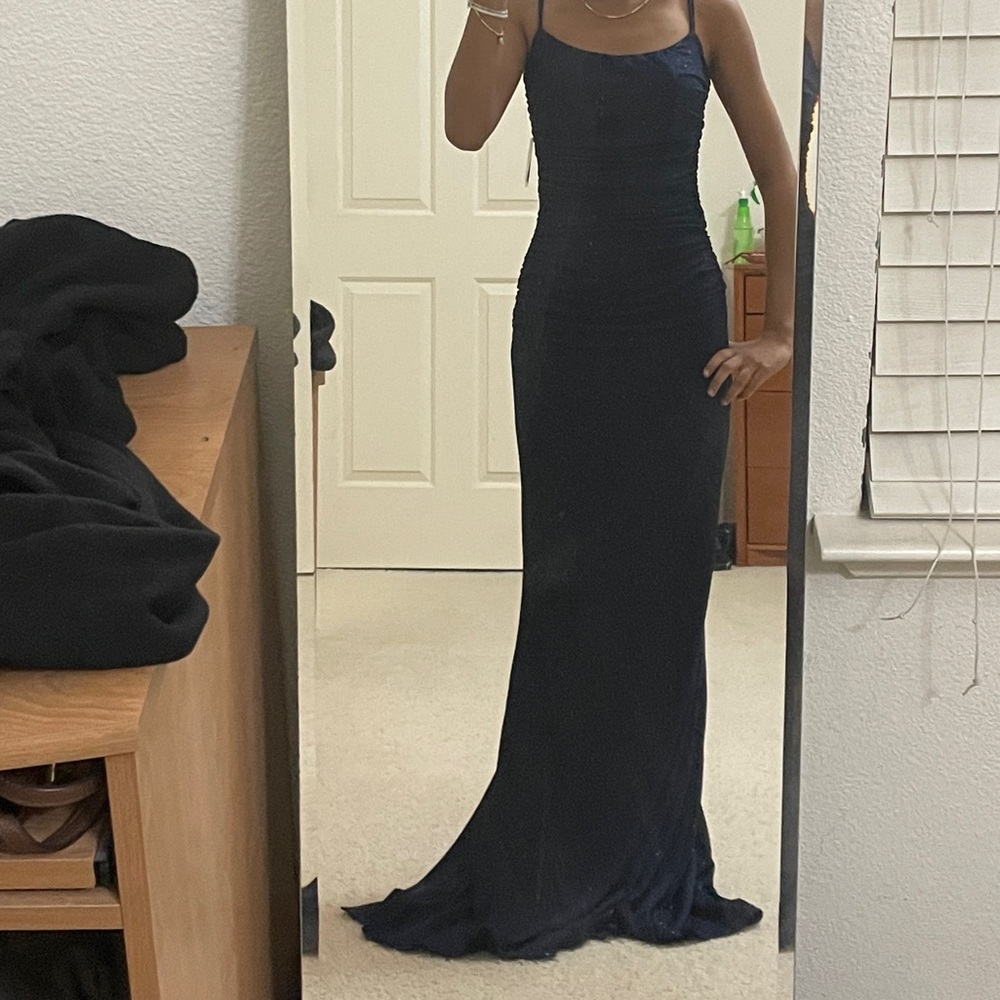 WINDSOR Navy Blue Prom Dress
